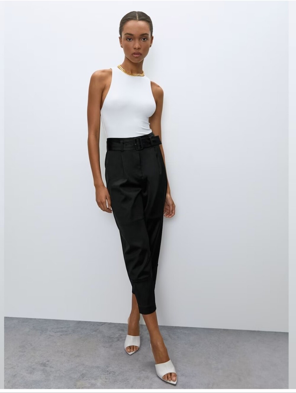Aritzia Babaton Contour 90's Bodysuit In Stone Taupe